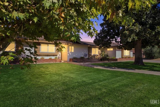 5816 Sandalwood Street, Bakersfield, CA 93308