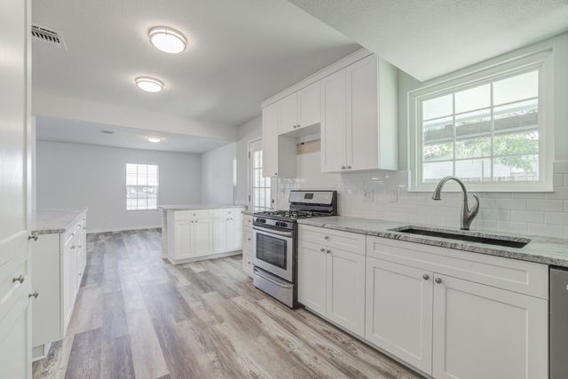 1509 Hill ST, Bastrop, TX 78602