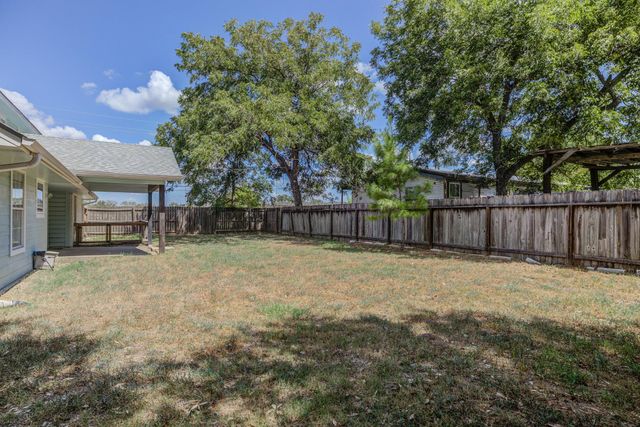 1509 Hill ST, Bastrop, TX 78602
