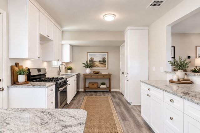 1509 Hill ST, Bastrop, TX 78602