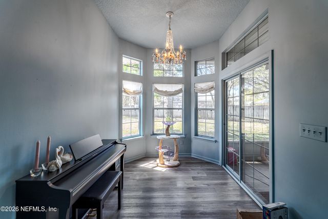 1878 WILLESDON Drive E, Jacksonville, FL 32246