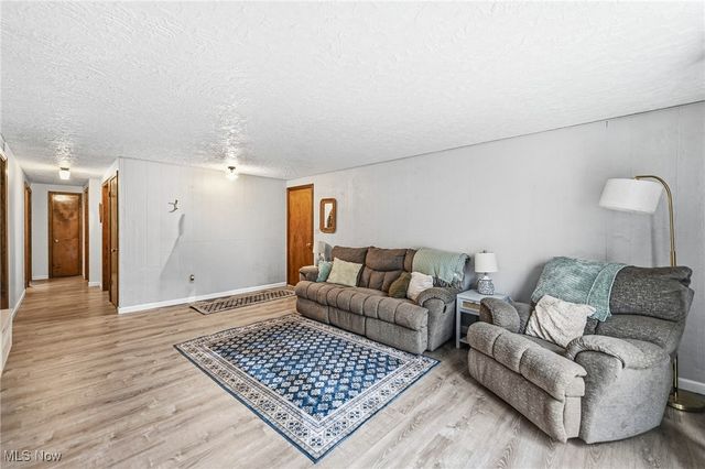 2974 Schotten Road, Hubbard, OH 44425