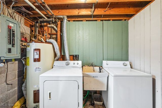 2974 Schotten Road, Hubbard, OH 44425