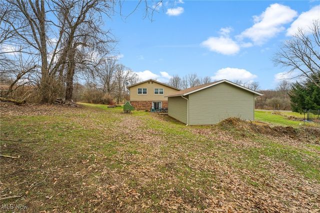 2974 Schotten Road, Hubbard, OH 44425