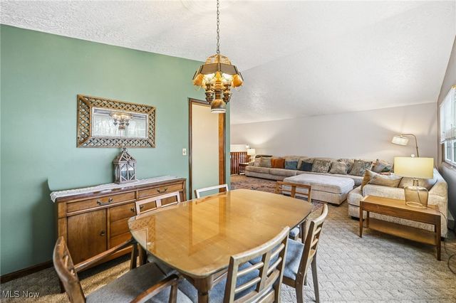 2974 Schotten Road, Hubbard, OH 44425