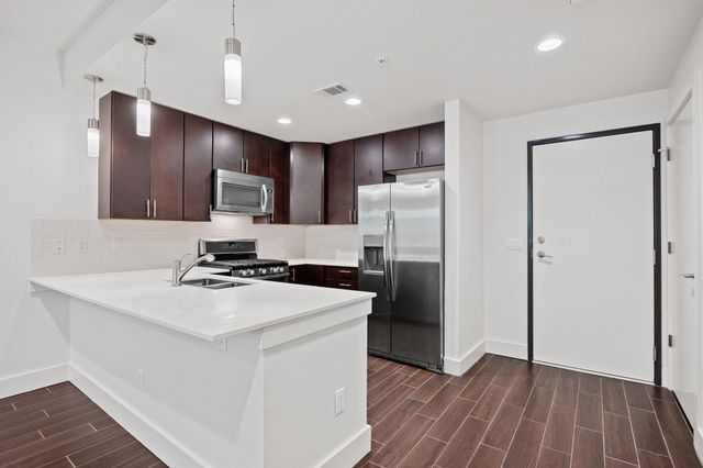 1603 Enfield RD 211, Austin, TX 78703