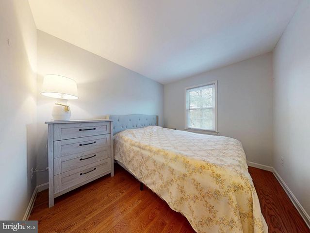 7302 ROLLING OAK LN, Springfield, VA 22153