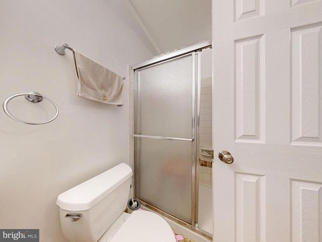 7302 ROLLING OAK LN, Springfield, VA 22153