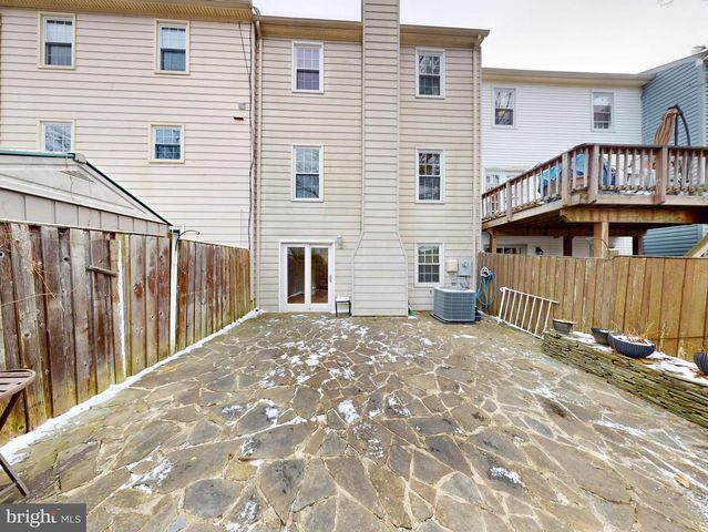 7302 ROLLING OAK LN, Springfield, VA 22153