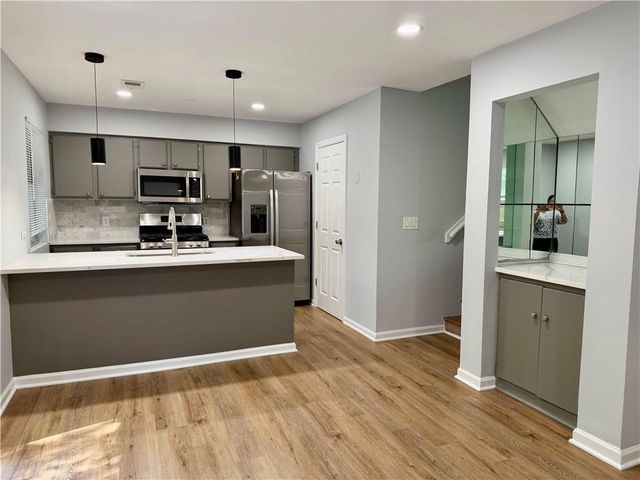 1984 Cheatham Woods Drive SW, Marietta, GA 30008