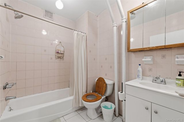 977 Lorimer Street, Brooklyn, NY 11222