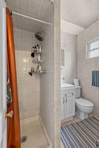 977 Lorimer Street, Brooklyn, NY 11222