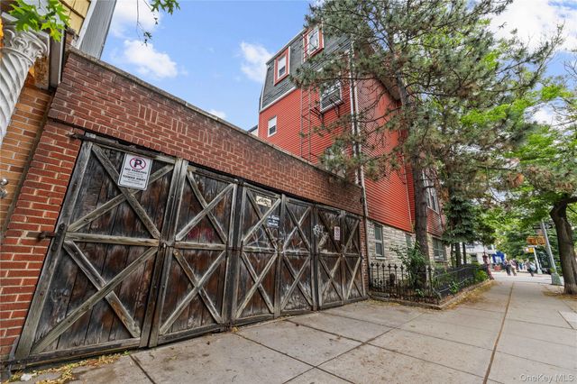977 Lorimer Street, Brooklyn, NY 11222