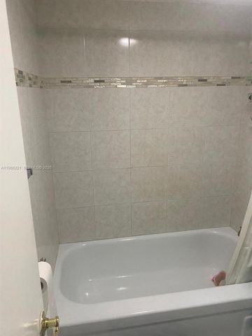 6010 S Falls Cir Drive 222, Lauderhill, FL 33319