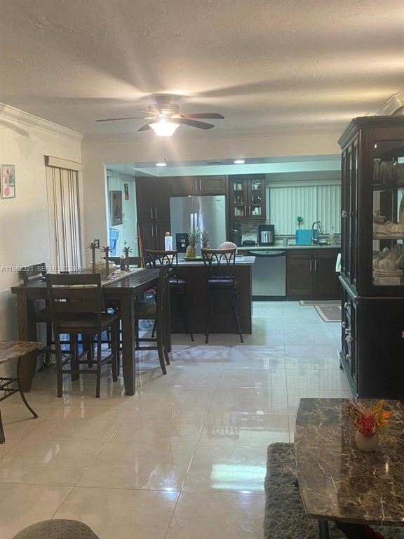 6010 S Falls Cir Drive 222, Lauderhill, FL 33319