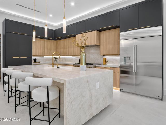 3231 N 81ST Place, Scottsdale, AZ 85251