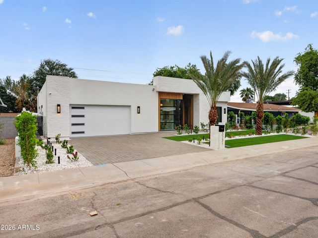 3231 N 81ST Place, Scottsdale, AZ 85251