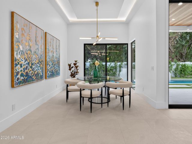 3231 N 81ST Place, Scottsdale, AZ 85251