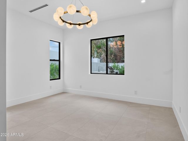 3231 N 81ST Place, Scottsdale, AZ 85251