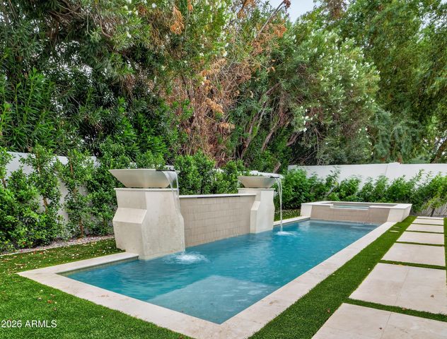 3231 N 81ST Place, Scottsdale, AZ 85251
