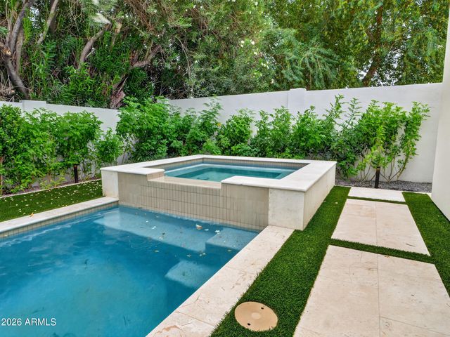 3231 N 81ST Place, Scottsdale, AZ 85251