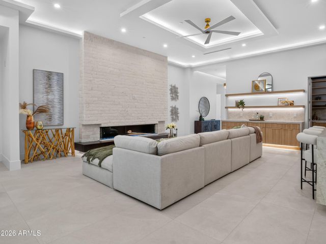 3231 N 81ST Place, Scottsdale, AZ 85251