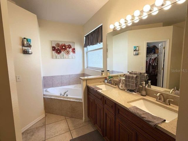 1166 DEKLEVA DRIVE, Apopka, FL 32712
