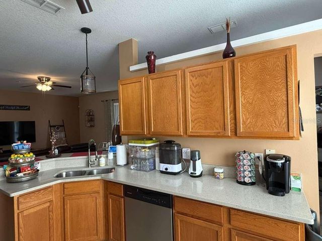 1166 DEKLEVA DRIVE, Apopka, FL 32712
