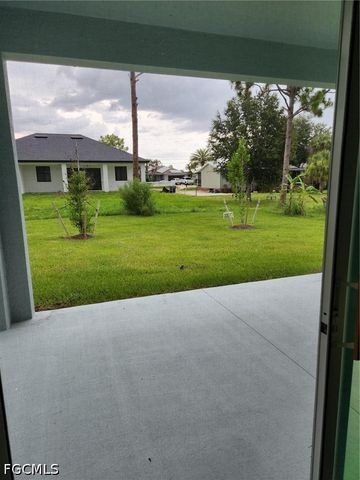 3514 42nd ST SW, Lehigh Acres, FL 33976