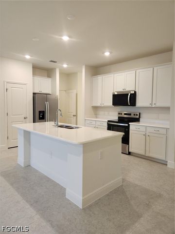 3514 42nd ST SW, Lehigh Acres, FL 33976
