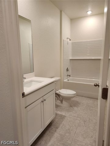 3514 42nd ST SW, Lehigh Acres, FL 33976