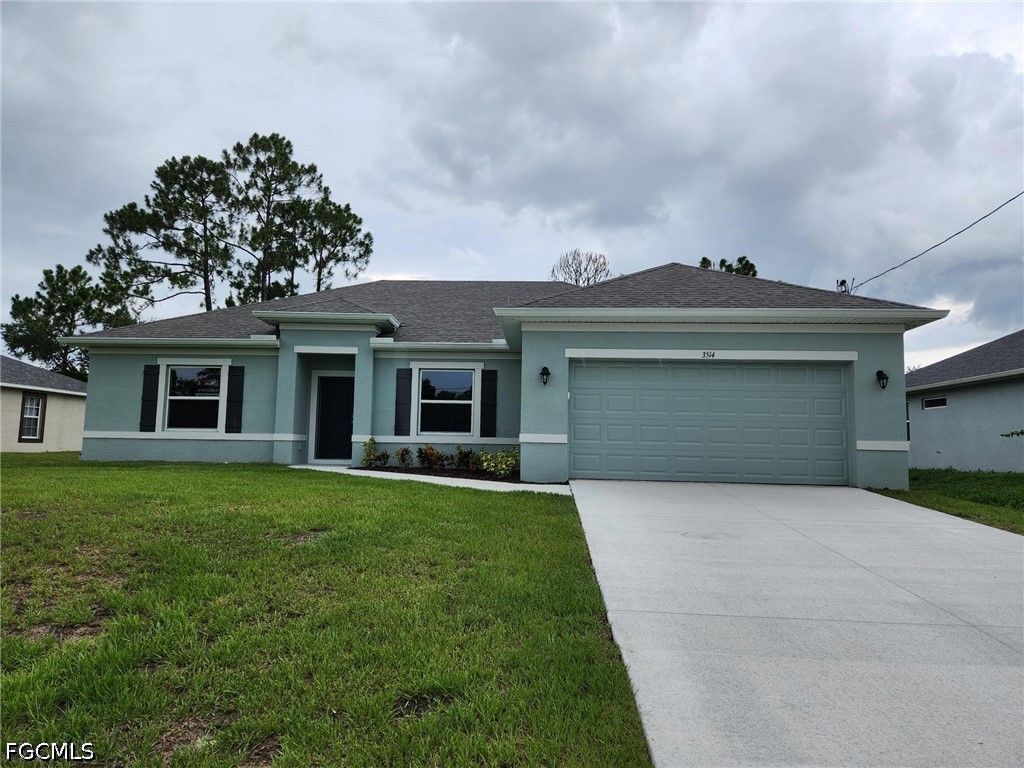 3514 42nd ST SW, Lehigh Acres, FL 33976