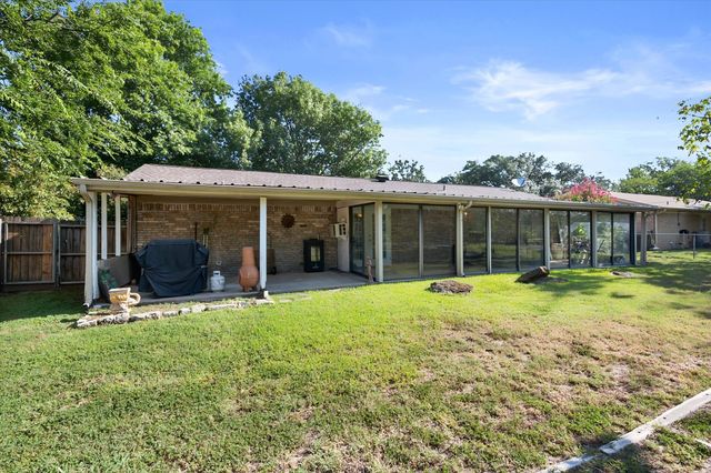 419 Carol Avenue, Corsicana, TX 75110
