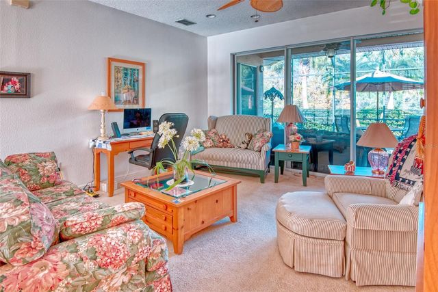 591 HIGHLANDS HAMMOCK DRIVE, Kissimmee, FL 34759