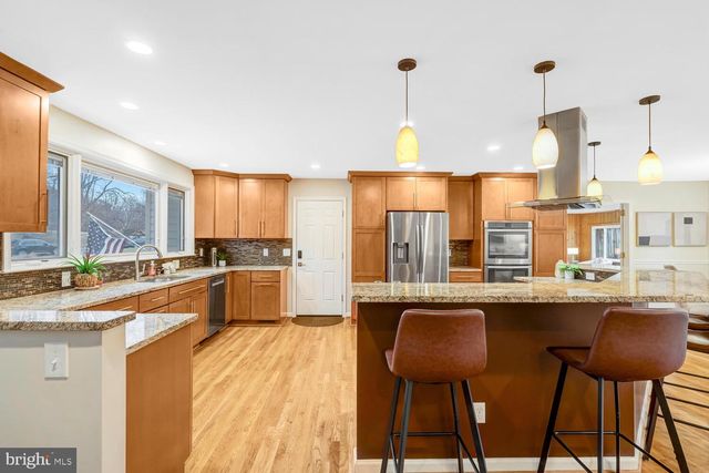 15020 ROCKING SPRING DR, Rockville, MD 20853