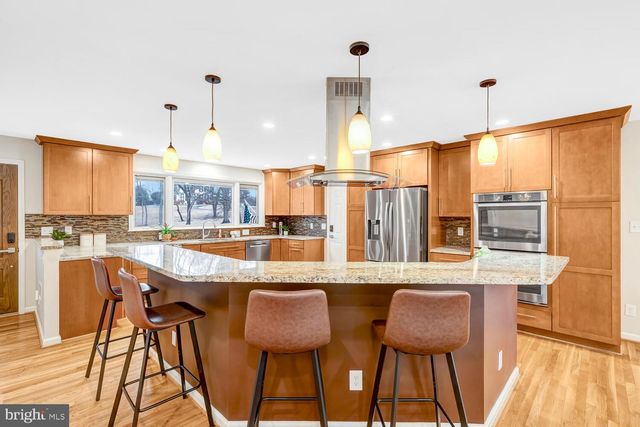 15020 ROCKING SPRING DR, Rockville, MD 20853