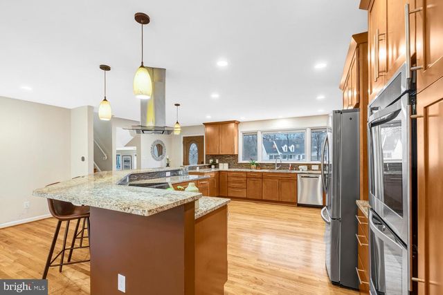 15020 ROCKING SPRING DR, Rockville, MD 20853