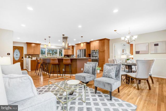 15020 ROCKING SPRING DR, Rockville, MD 20853