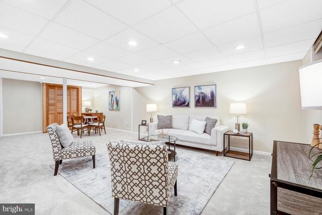 15020 ROCKING SPRING DR, Rockville, MD 20853