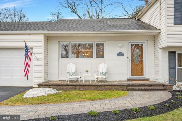 15020 ROCKING SPRING DR, Rockville, MD 20853