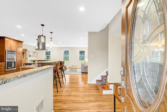 15020 ROCKING SPRING DR, Rockville, MD 20853