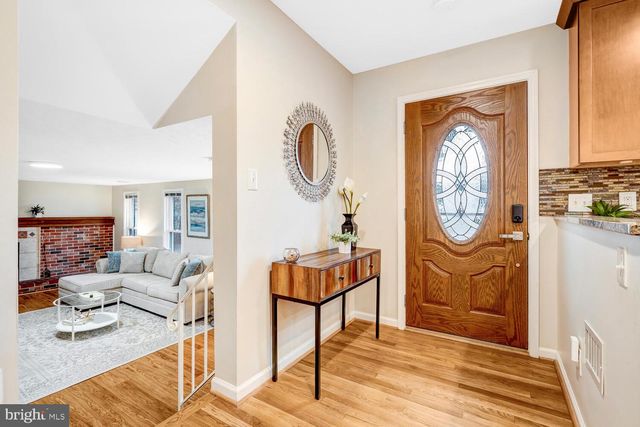 15020 ROCKING SPRING DR, Rockville, MD 20853