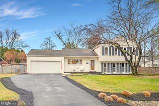 15020 ROCKING SPRING DR, Rockville, MD 20853