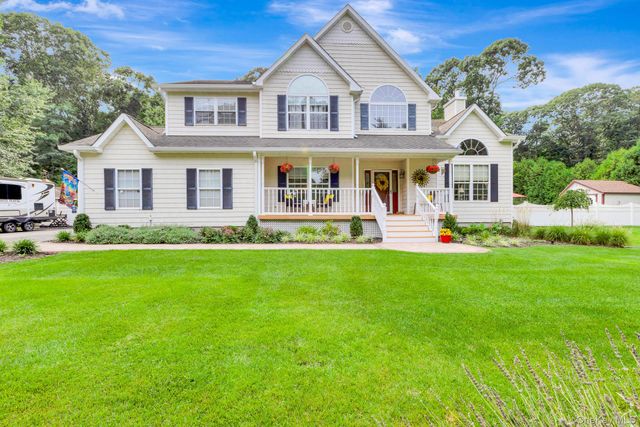 2835 N Wading River Road, Wading River, NY 11792