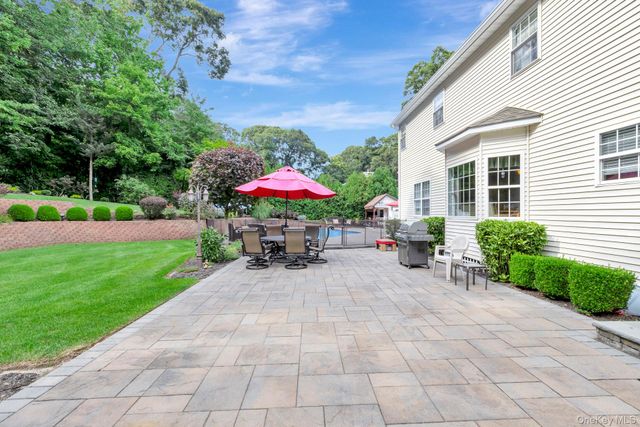 2835 N Wading River Road, Wading River, NY 11792