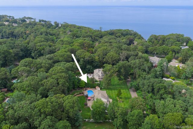 2835 N Wading River Road, Wading River, NY 11792