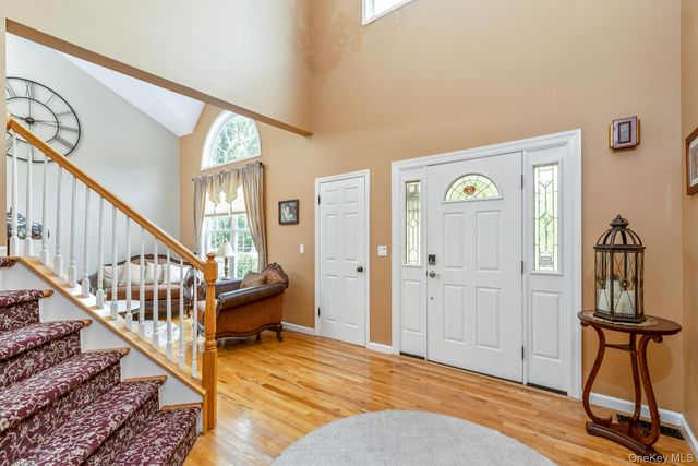 2835 N Wading River Road, Wading River, NY 11792
