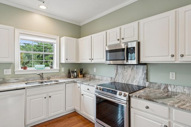 110 Revolution Drive, Mount Pleasant, SC 29464