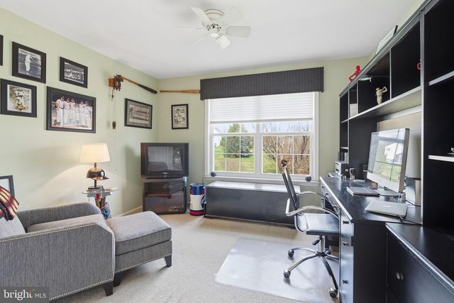 12 ELLIOT CT, Royersford, PA 19468