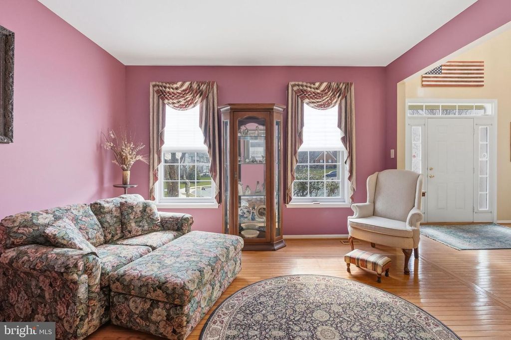 Image 13 of property listing at 12 ELLIOT CT, Royersford, PA 19468